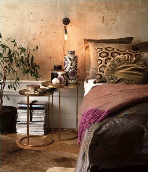 jennifer-lynn-interiors-nesting-tables-bedroom.jpeg
